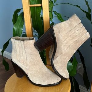 JOIE Cloee Tan Suede Boots Stacked Chunky Heel Booties Size 8